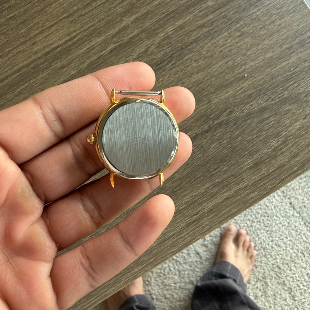 Gucci Gold and Silver watch with Blue Moonphase - Picture 2 of 5